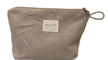 Load image into Gallery viewer, Trousse de toilette / maquillage VELOURS BEIGE