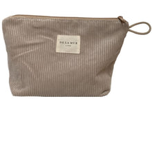 Load image into Gallery viewer, Trousse de toilette / maquillage VELOURS BEIGE