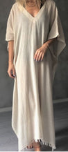 Load image into Gallery viewer, Robe Kimono col V Mykonos beige
